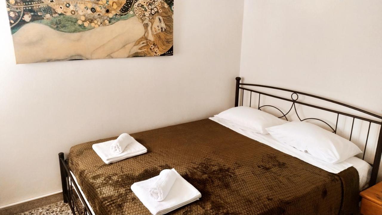 Appartement Heraklion - Vue Mer Et Montagne Exteriör bild
